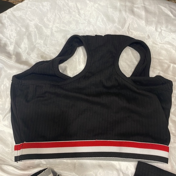 Missguided Bra and Pant Set - Picture 8 of 9